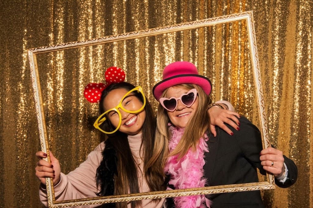 Vibo Photo Booth Vancouver event photo 10